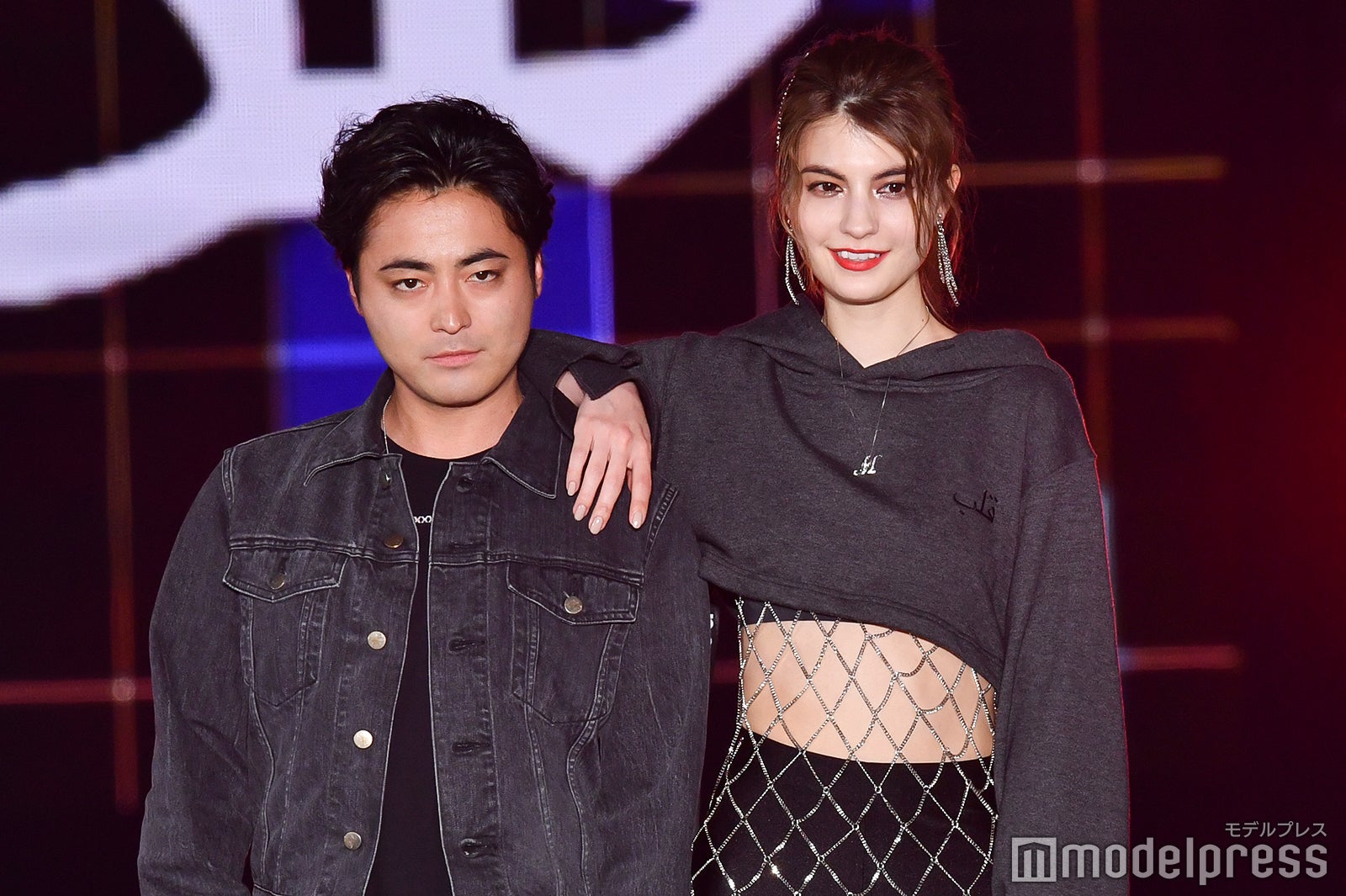 山田孝之、マギー（C）モデルプレス