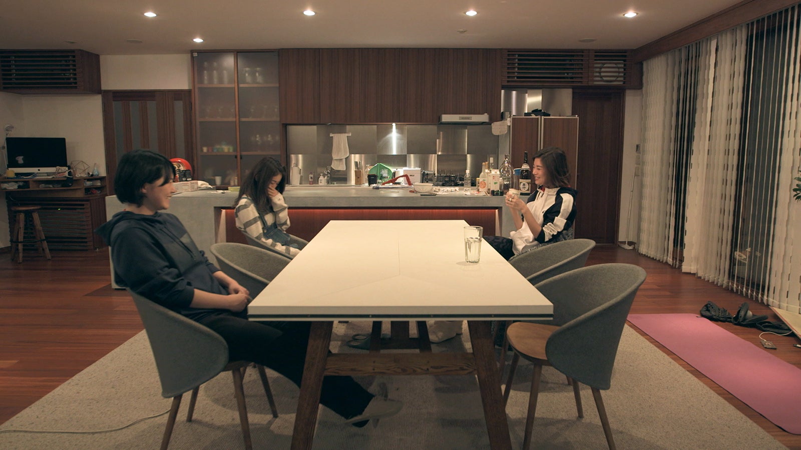 つば冴、安未、聖南「TERRACE HOUSE OPENING NEW DOORS」13th WEEK（C）フジテレビ／イースト・エンタテインメント