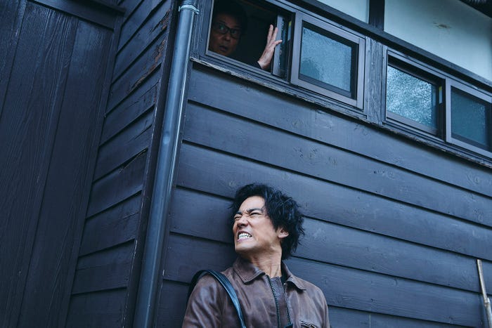 桐谷健太「Qrosの女」第7話(C)「Qrosの女」製作委員会