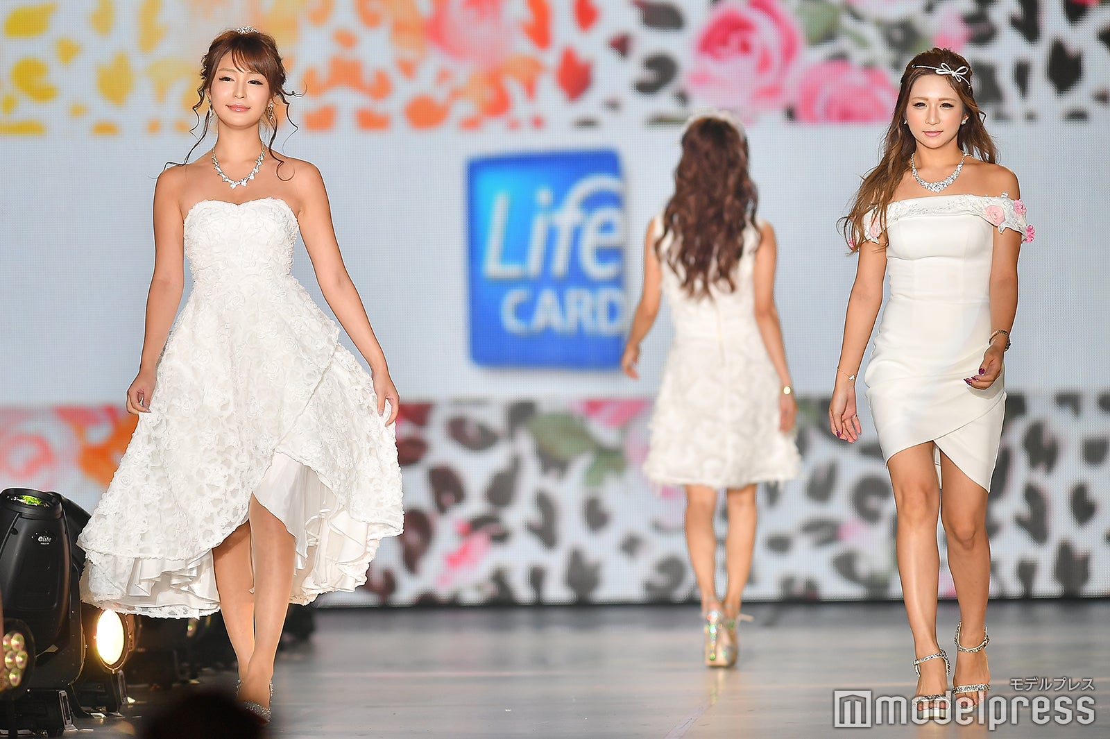 椎名美月、天使えれな（C）モデルプレス