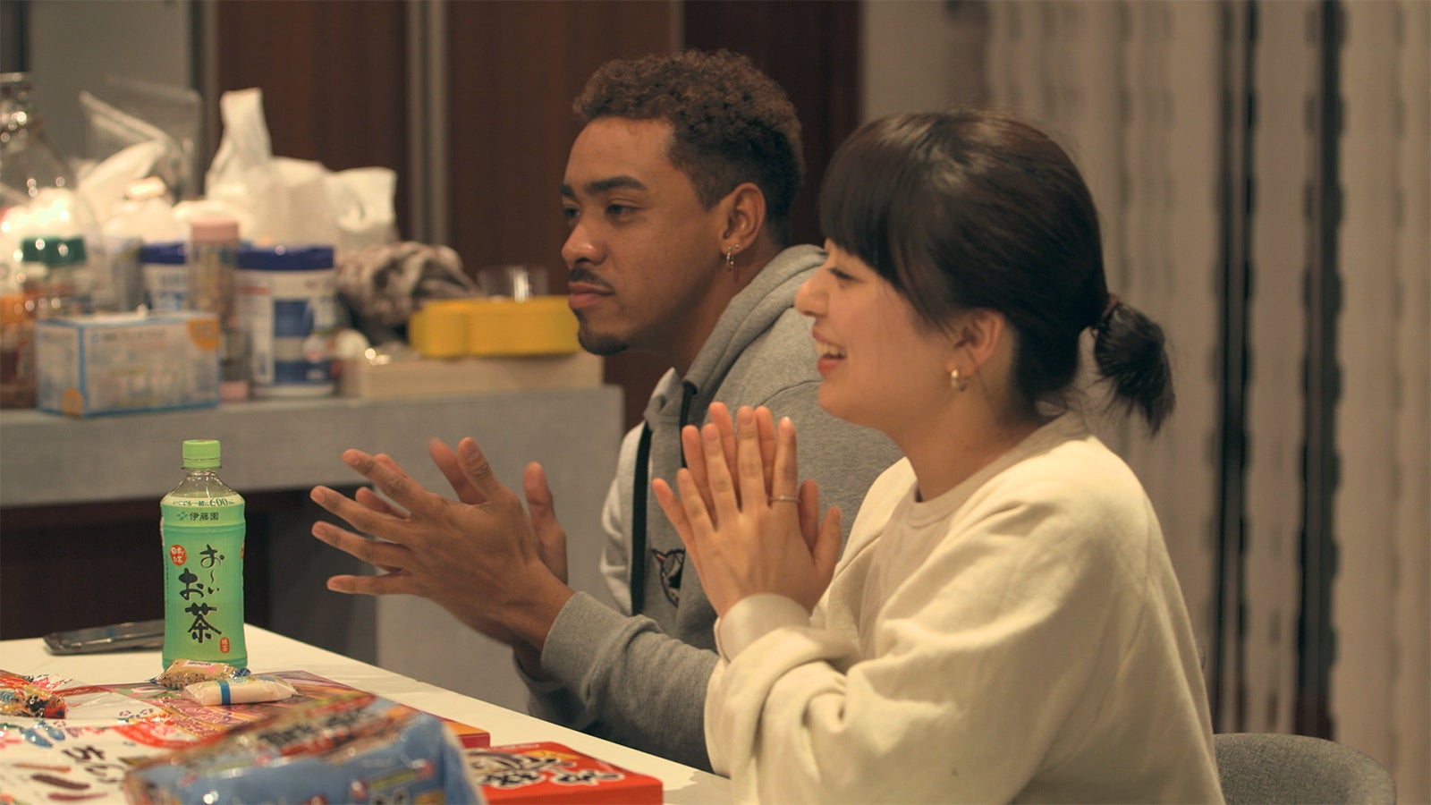 優衣がついに内定をもらう「TERRACE HOUSE OPENING NEW DOORS」46th WEEK（C）フジテレビ／イースト・エンタテインメント