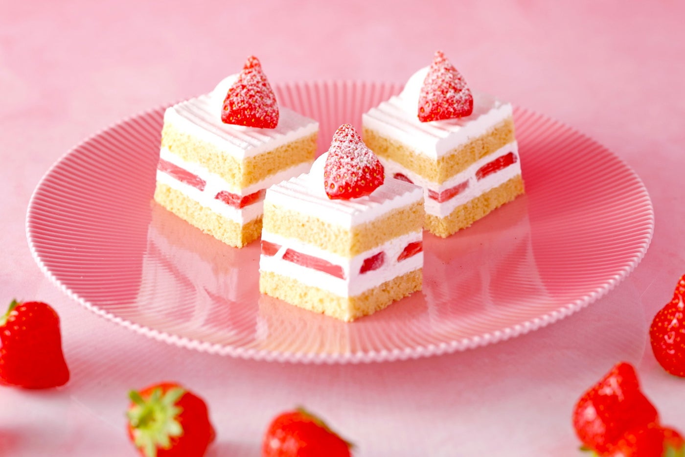 スーパースイーツビュッフェ2026 ～ホテルでいちご狩り～（提供写真）