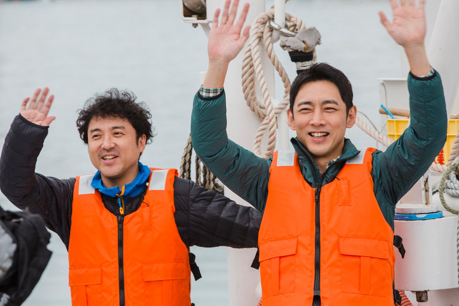 ムロツヨシ、小泉孝太郎（C）フジテレビ