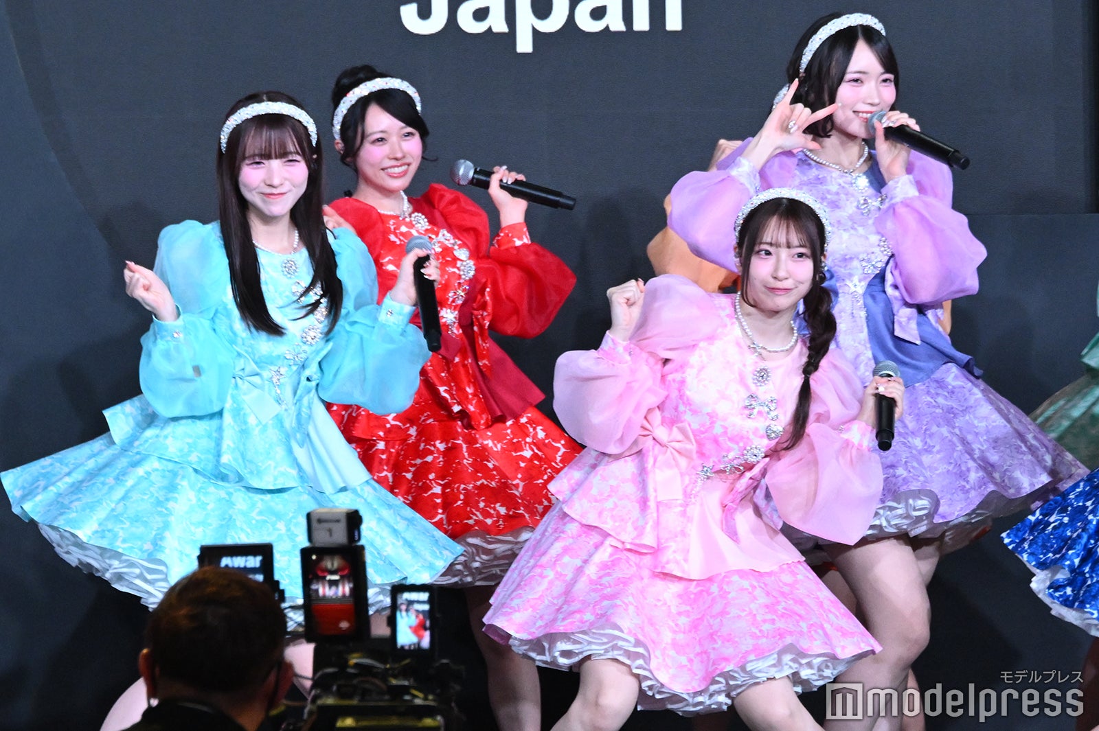 （左から）梅田みゆ、佐野愛花、桜庭遥花、真鍋凪咲（C）モデルプレス