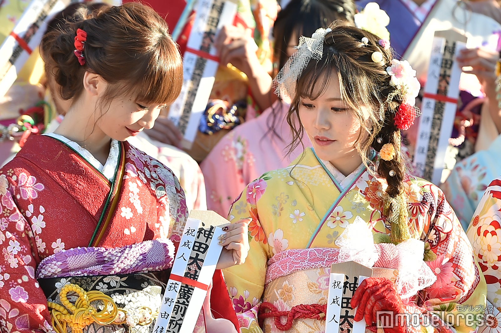 荻野由佳、込山榛香／AKB48グループ成人式記念撮影会 （C）モデルプレス