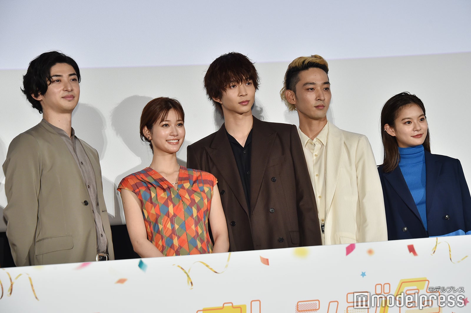 古川雄大、生見愛瑠、鈴木仁、上杉柊平、永瀬莉子（C）モデルプレス