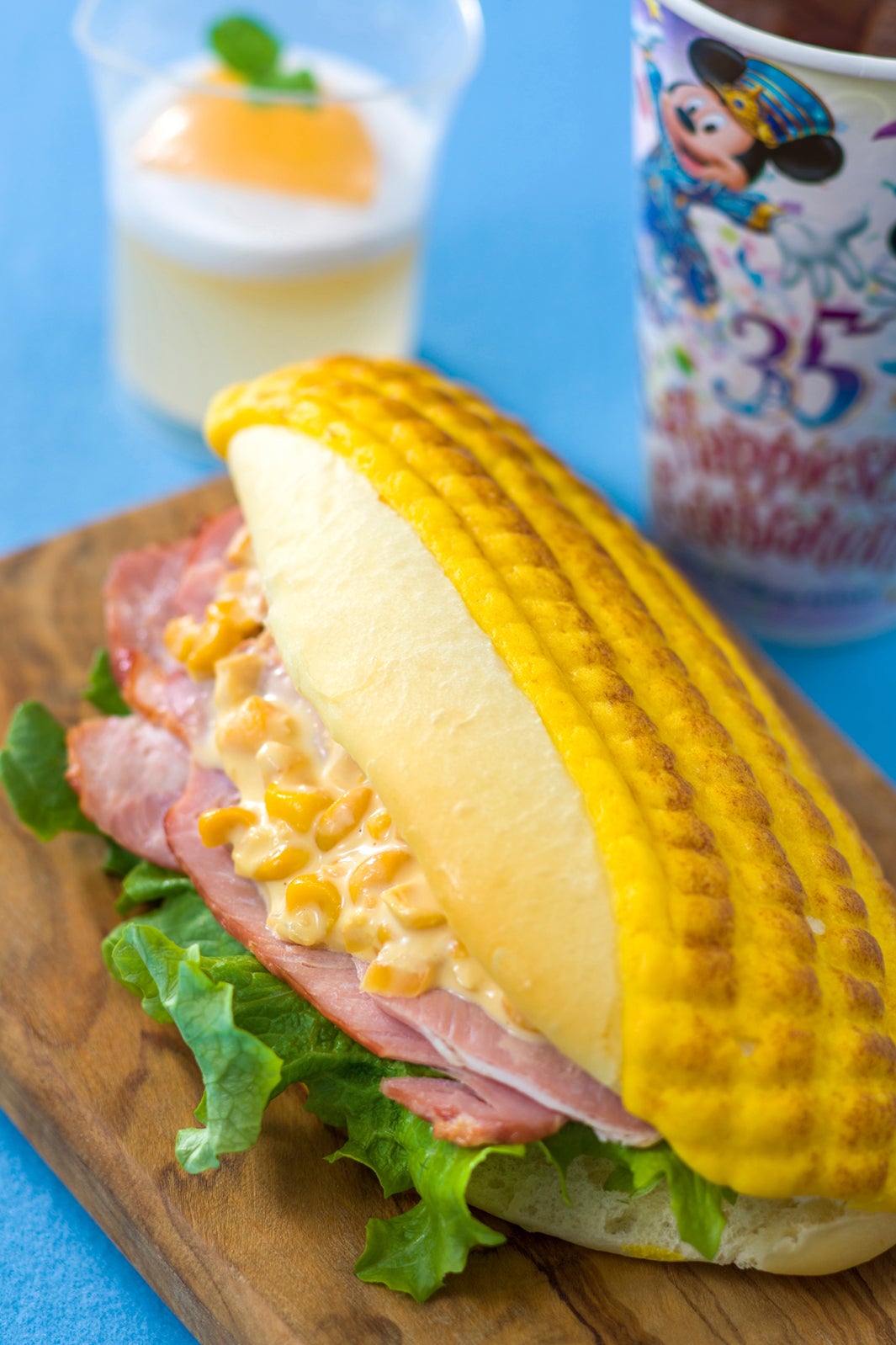 「スウィートハート・カフェ」スペシャルセット 1,050 円  （C）Disney