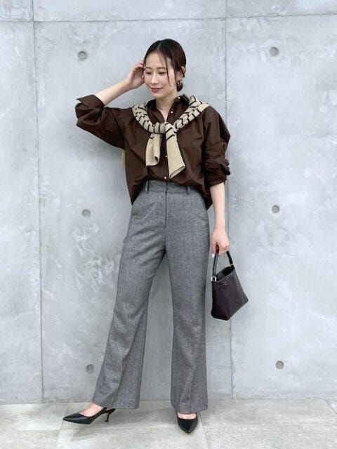 秋コーデ　ブラウン