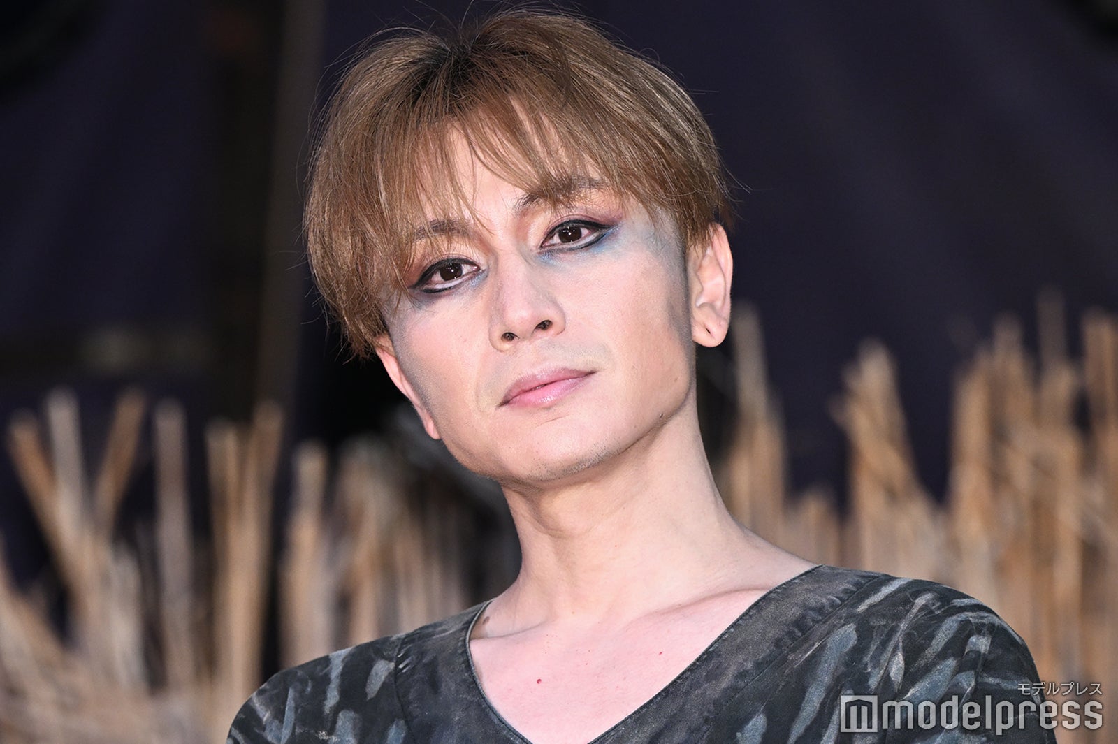 SUPER EIGHT安田章大、大病経ての舞台は「自分自身の生き方を投影」開幕控え意気込み語る【愛の乞⾷／アリババ】