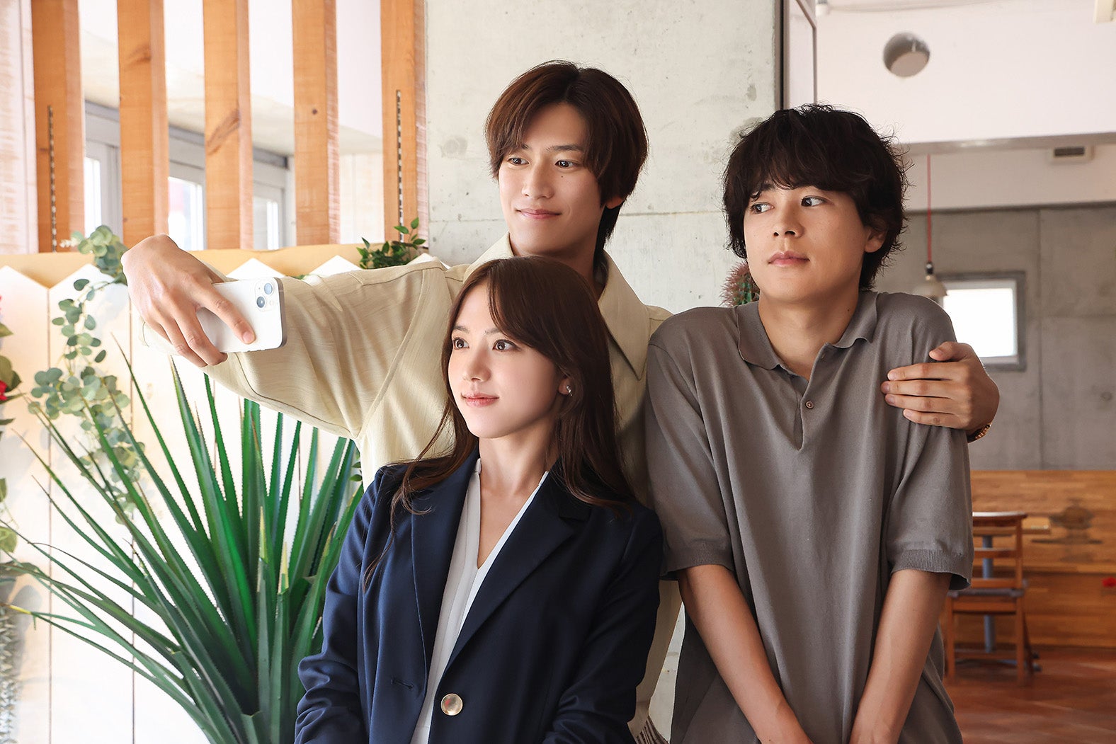 清原果耶、ナ・イヌ、成田凌「初恋DOGs」第8話（C）TBS