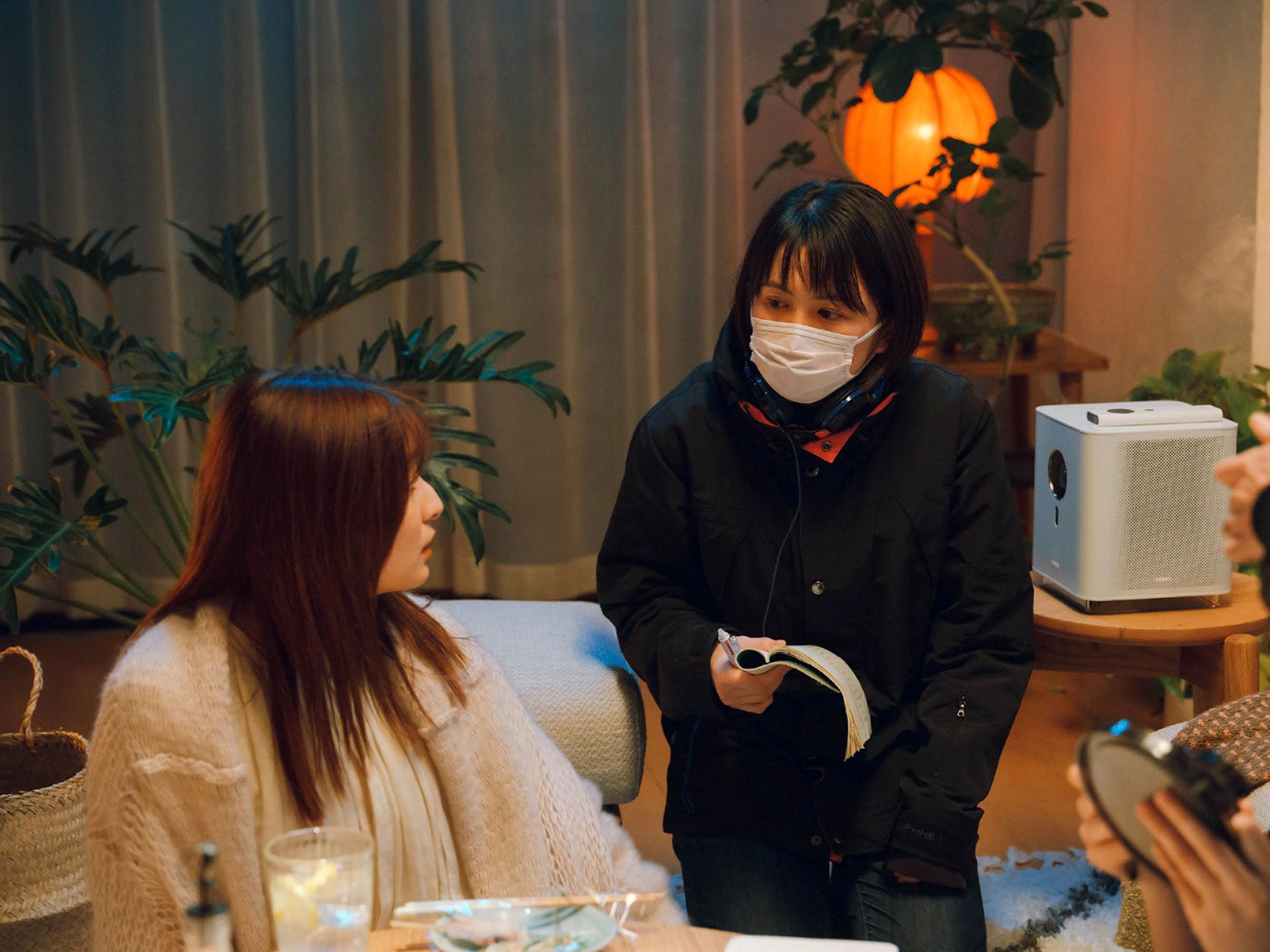 吉川愛、中林佳苗監督 （C）2022 HJ Holdings, Inc.