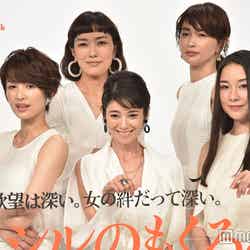 （前列左から）吉瀬美智子、真木よう子、伊藤歩（後列左から）板谷由夏、長谷川京子 （C）モデルプレス