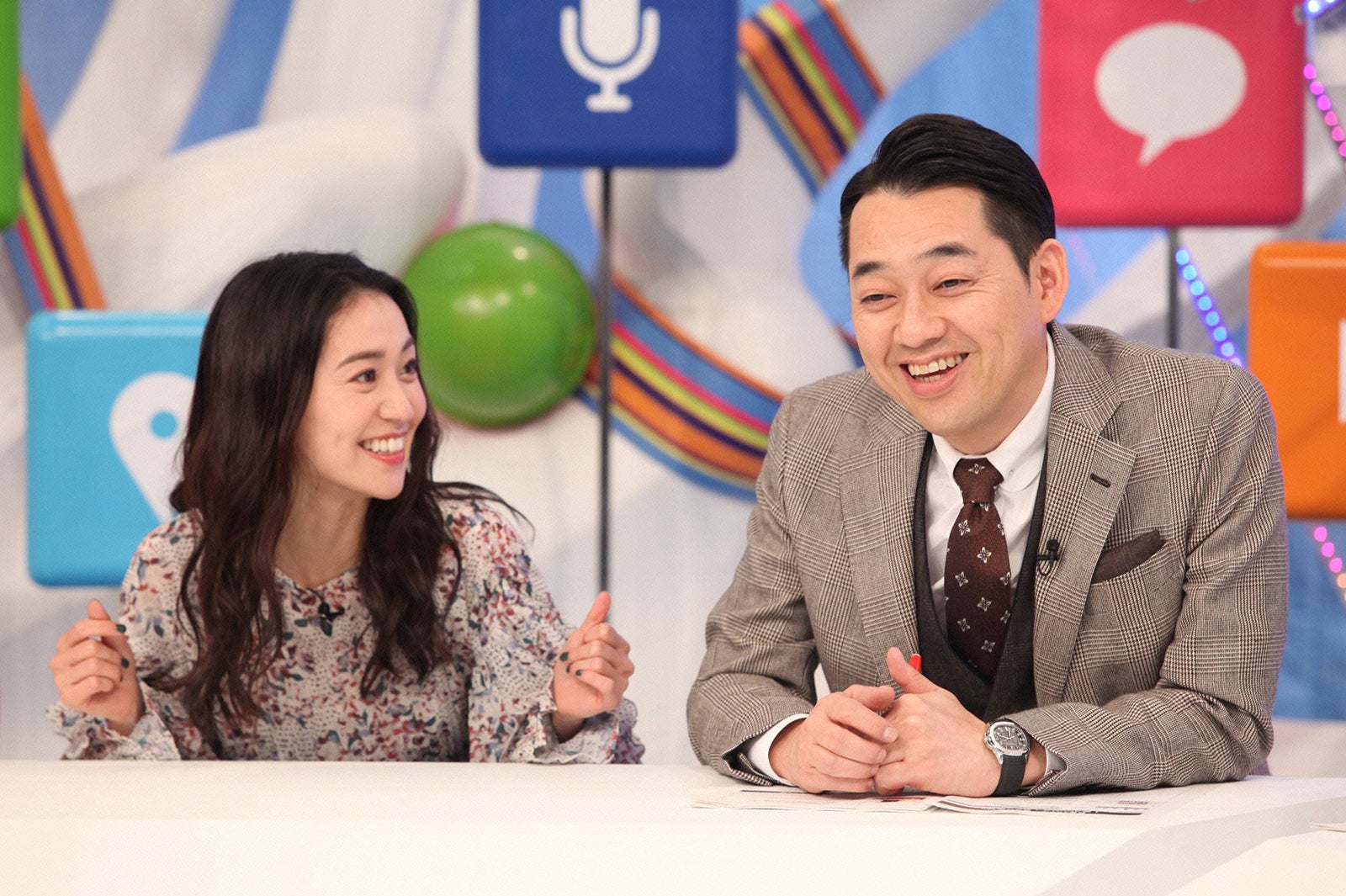 大島優子、設楽統（C）フジテレビ