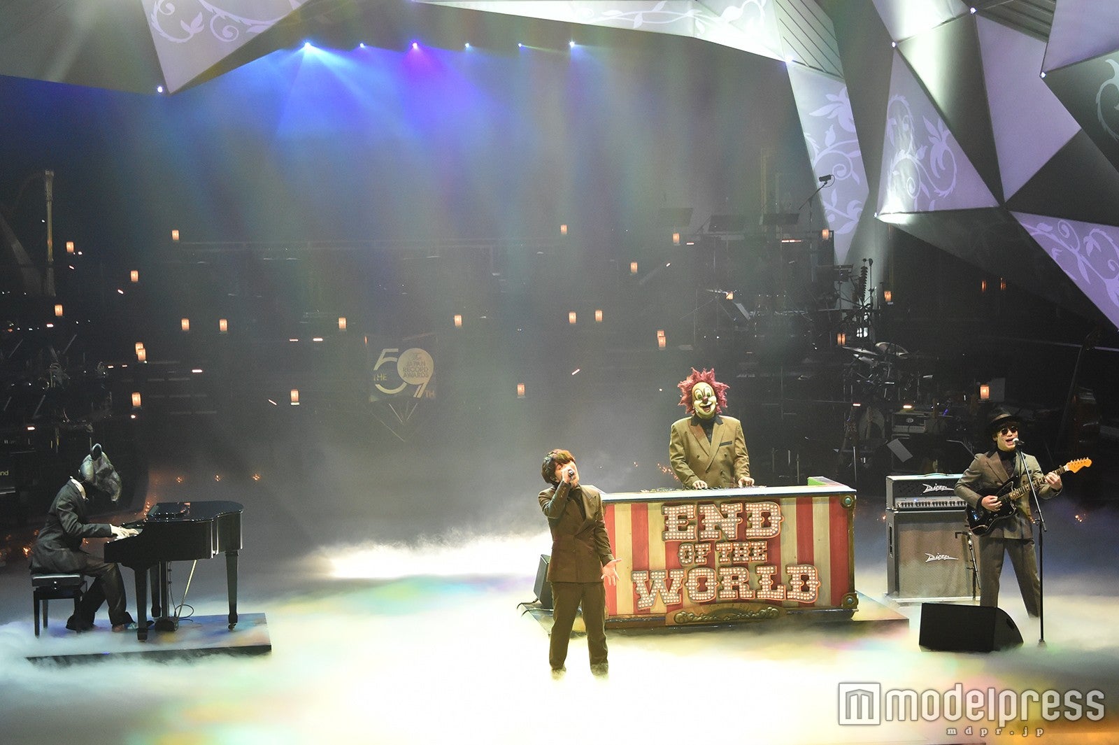 （C）モデルプレス