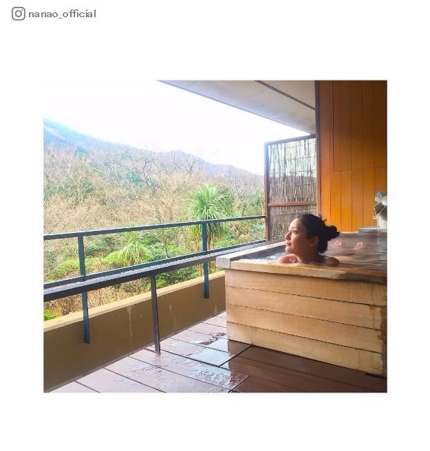 菜々緒「おしり見えてる気がするけど…」大胆入浴ショット公開