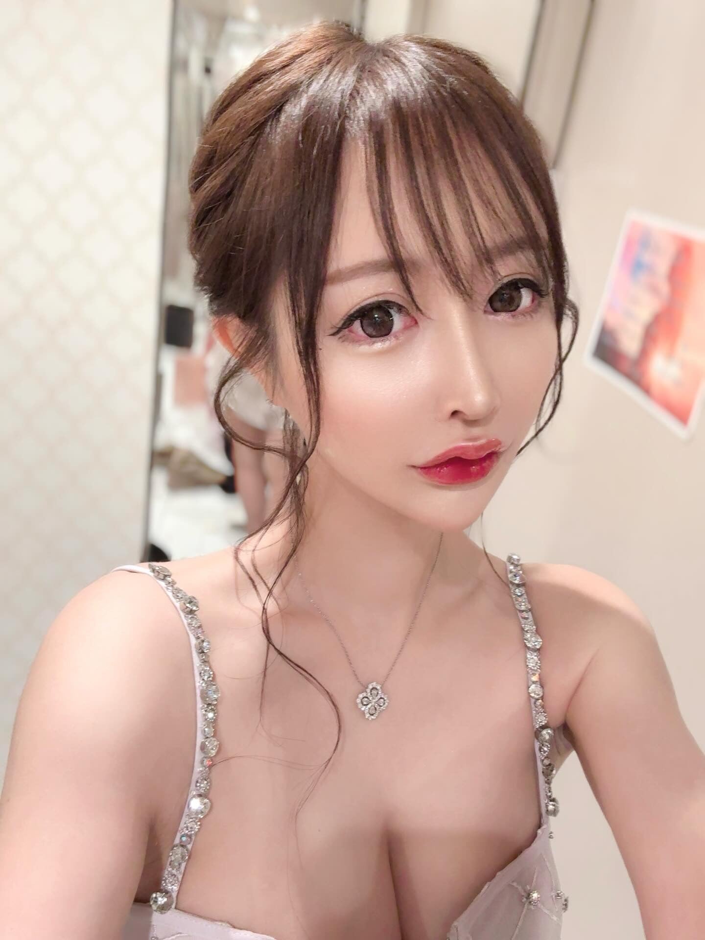 「怒ってても顔可愛い」「ツンデレ？」港区爆美女がTikTok開設 初投稿から高再生数で注目集める