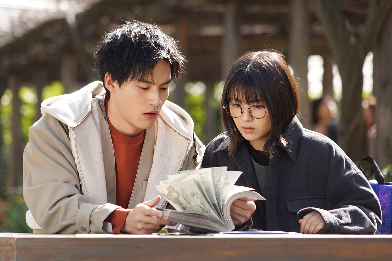 岡田健史、浜辺美波「ウチの娘は、彼氏が出来ない！！」最終話より（C）日本テレビ