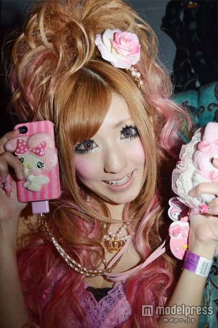 “なめひ”こと桜咲姫奈