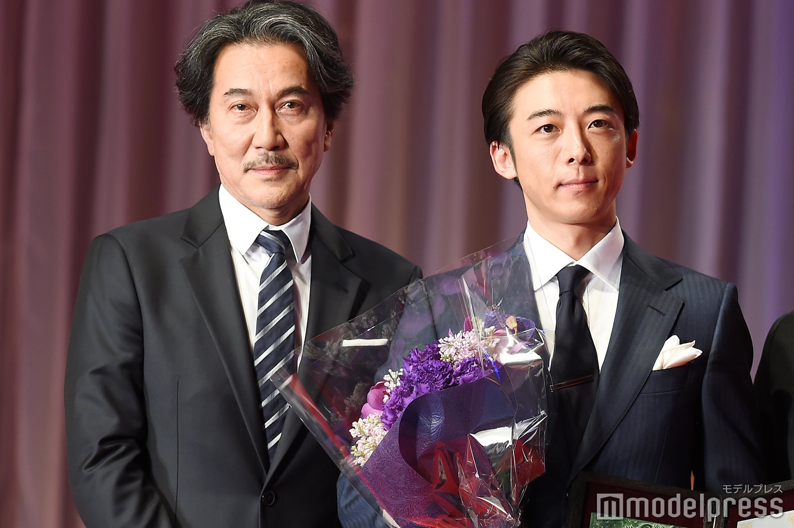 役所広司、高橋一生（C）モデルプレス