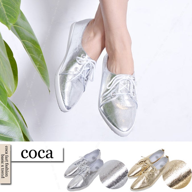 メタリックスニーカー「coca」2,690円(税込)