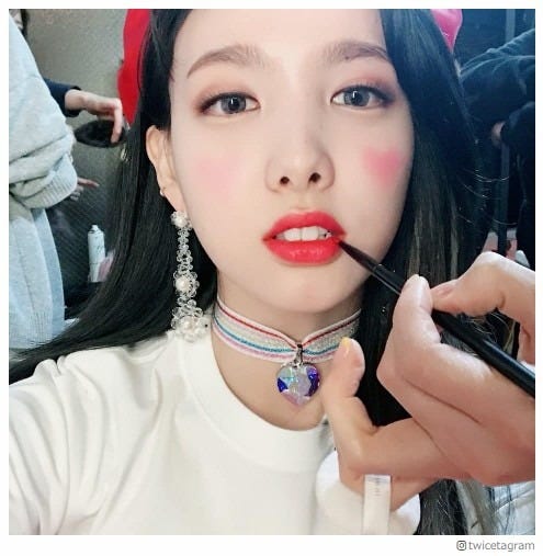 Twiceナヨンの ハートチーク が可愛い 日本でも流行る予感 モデルプレス Twiceナヨンの ハートチーク が可愛い 日本でも流行る予感 モデルプレス