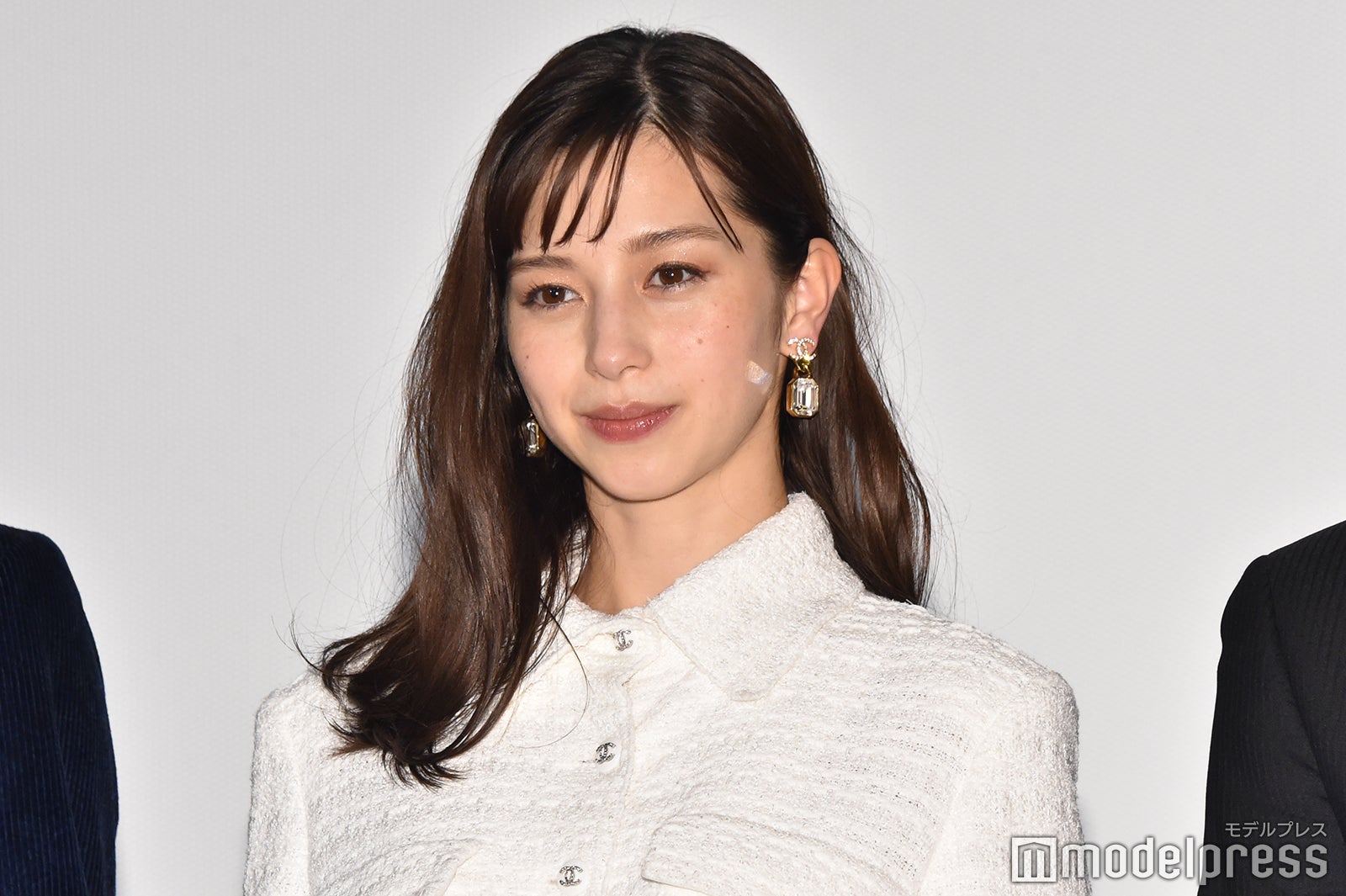 中条あやみに交際報道　所属事務所がコメント