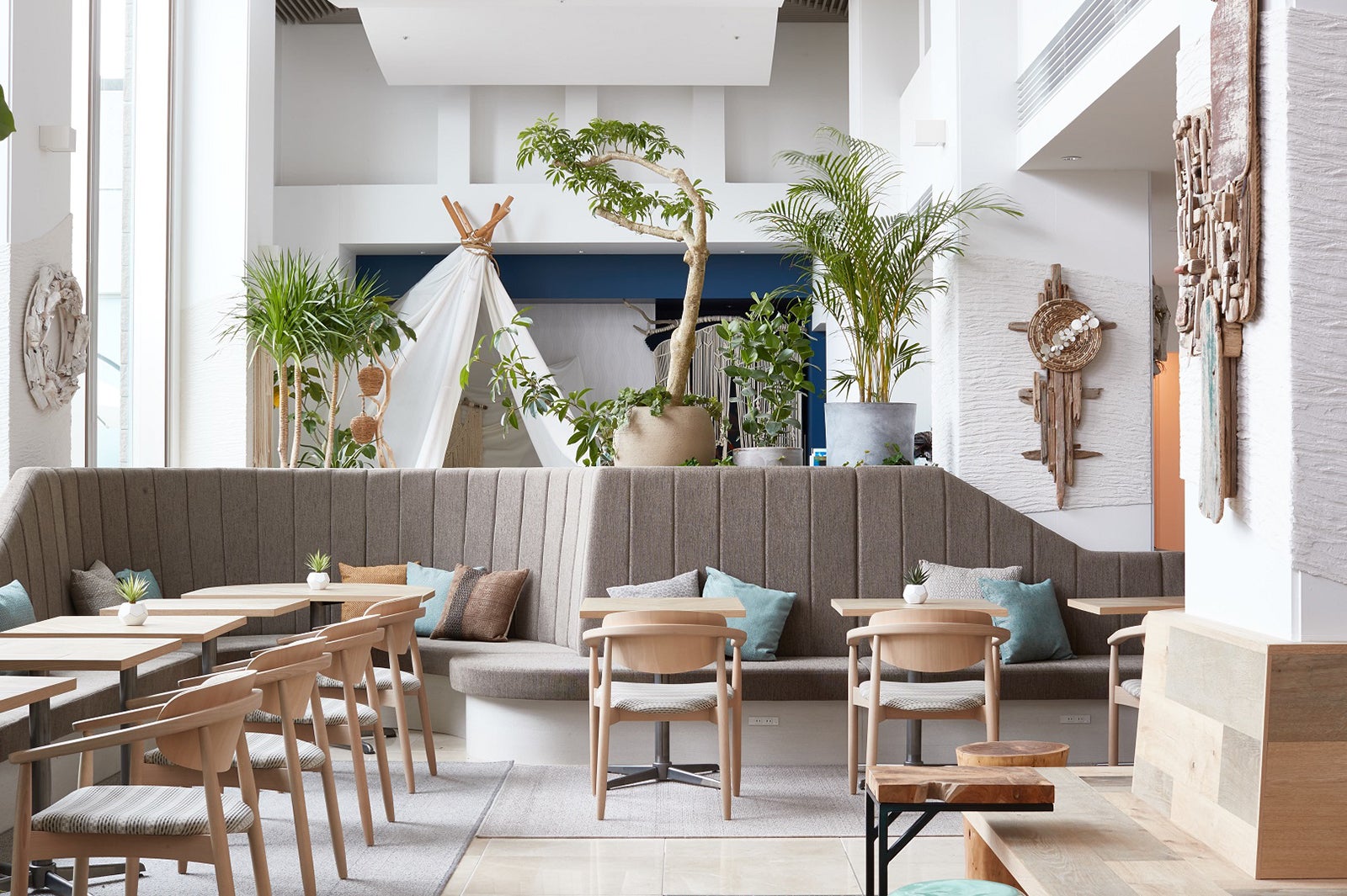 葉山 うみのホテル／画像提供：S.H.ホールディングス