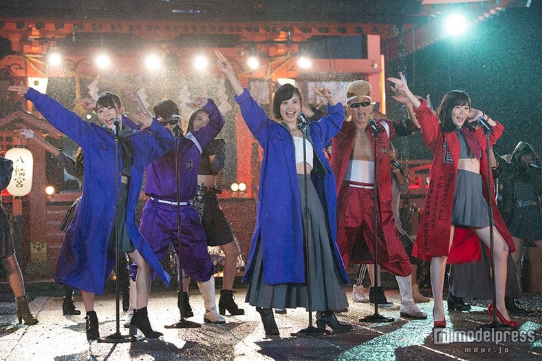 「しぇからしか！」HKT48 feat.氣志團MVのワンシーン（C）AKS