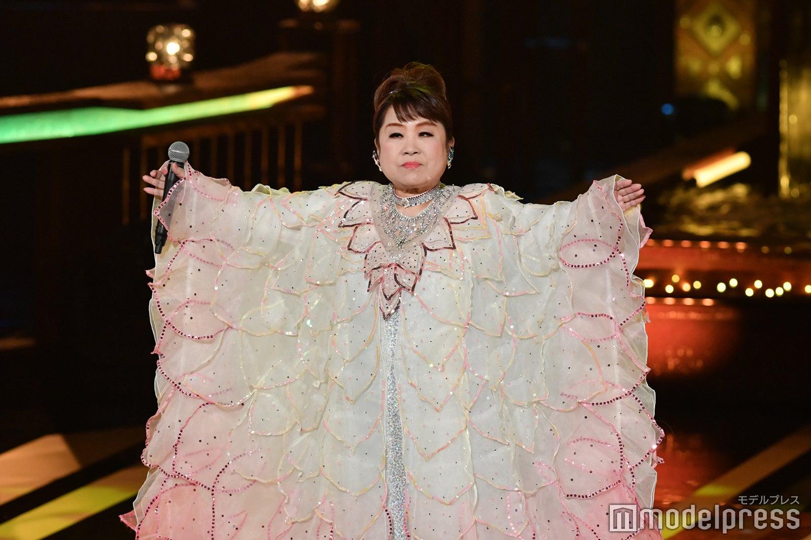 （C）モデルプレス