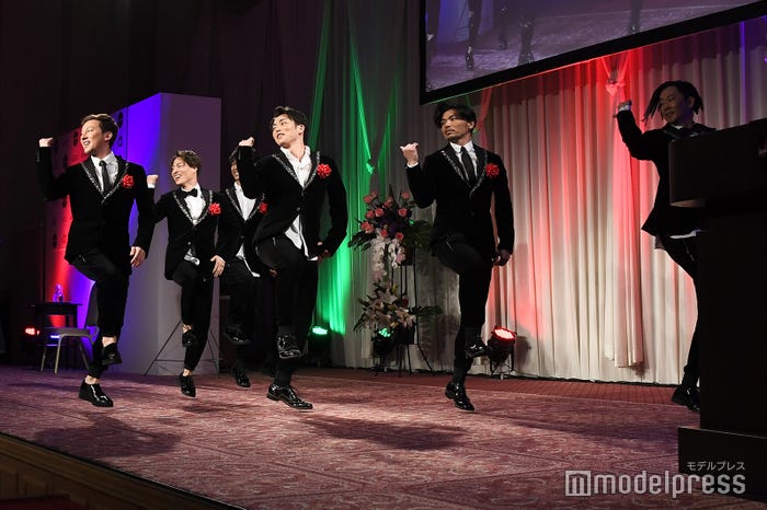 DA PUMP (C)モデルプレス