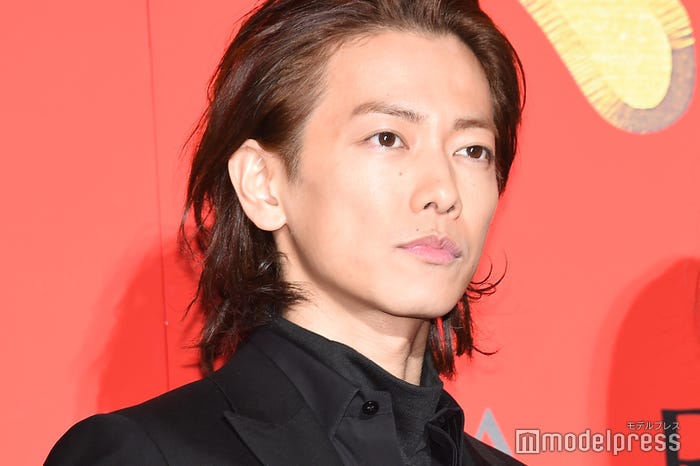 佐藤健 ロン毛 メッシュ オールバック ヘアチェンジで変幻自在 髪型変遷まとめ モデルプレス 佐藤健 ロン毛 メッシュ オールバック ヘアチェンジで変幻自在 髪型変遷まとめ モデルプレス