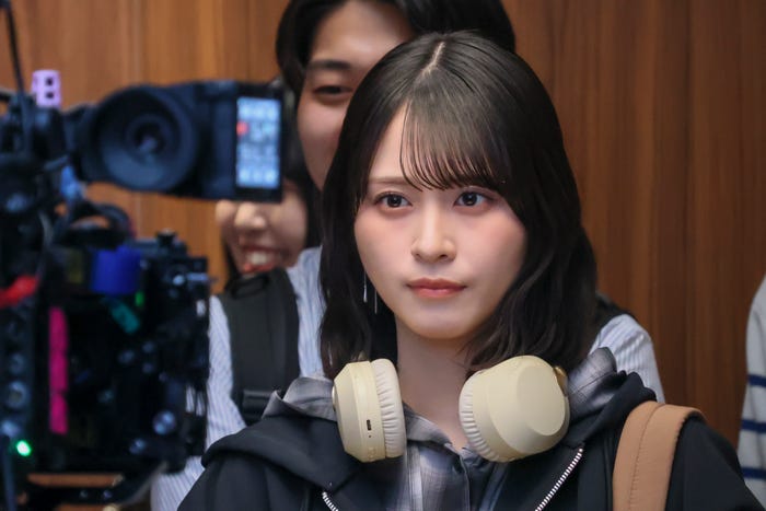 佐々木舞香/新CM「普通のマックじゃ物足んねえ。」篇/メイキングより(提供写真)