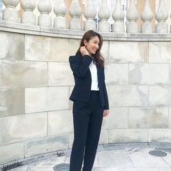 ホテルの忘年会 服装どうする 30代大人女子にぴったりなコンサバ きれいめ系 会社の忘年会コーデ9選 モデルプレス