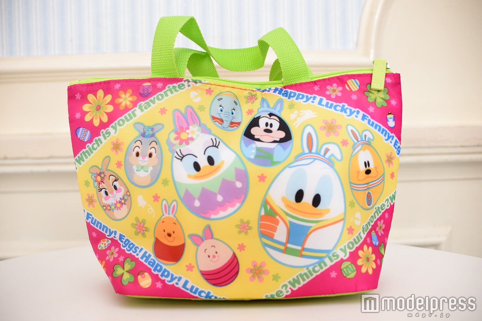 スーベニアランチケース（C）モデルプレス