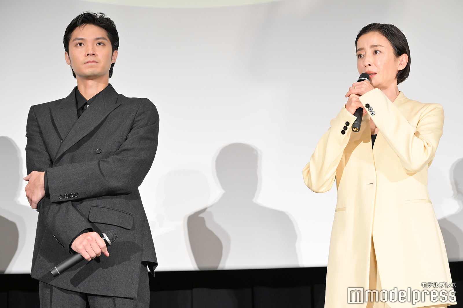 磯村勇斗、宮沢りえ（C）モデルプレス