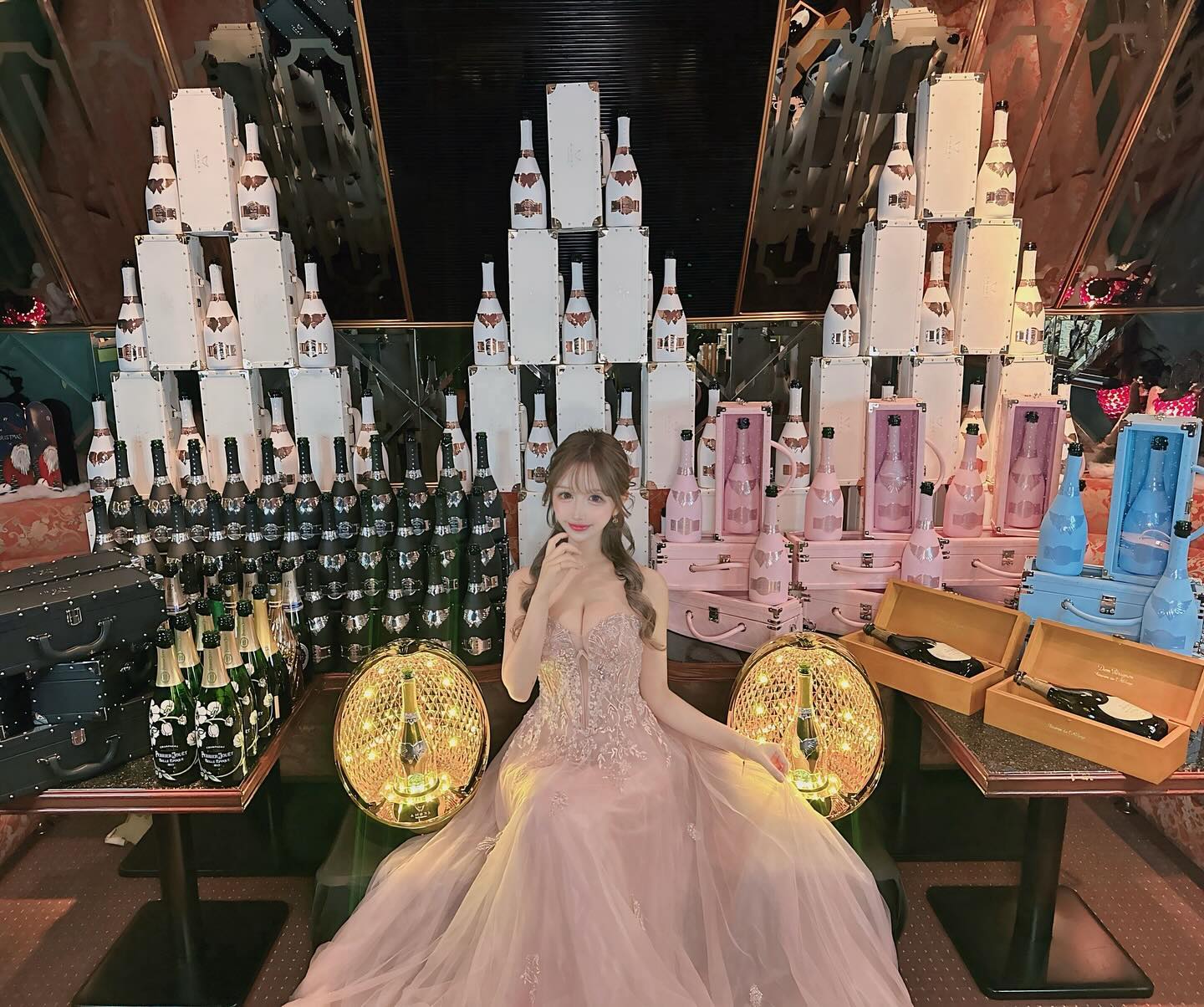 白咲はな「VENET FUKUOKA NAKASU」Instagramより