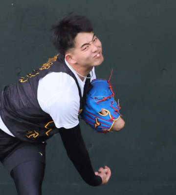 阪神・ドラ4早瀬 まるで入団時の才木 角度ある直球ブルペン捕手感嘆「球が暴れる」初ブルペン26球