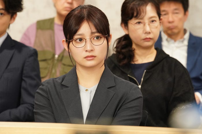 吉川愛「街並み照らすヤツら」第9話より(C)日本テレビ