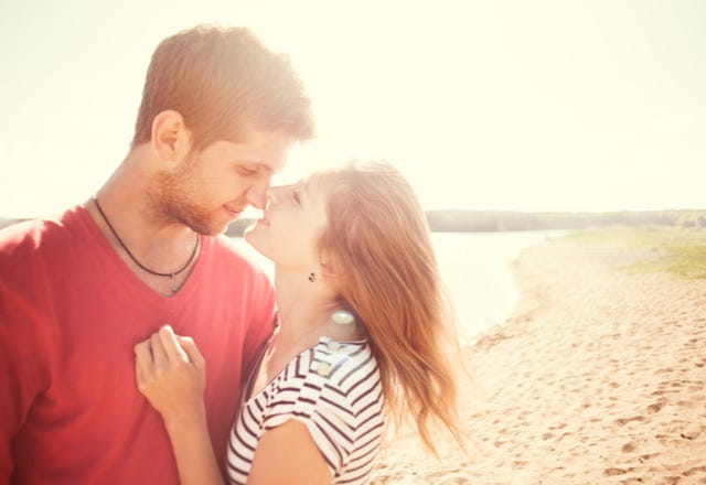 男性心理 どんな感情 男性が思わず キスしたくなる瞬間 とは モデルプレス 男性心理 どんな感情 男性が思わず キスしたくなる瞬間 とは モデルプレス