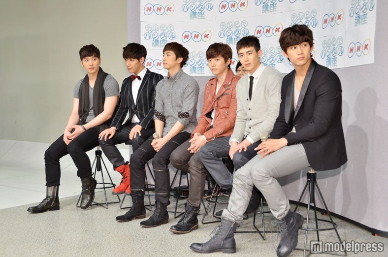 2PM（左から：チャンソン、ジュンス、ウヨン、ジュノ、ニックン、テギョン）