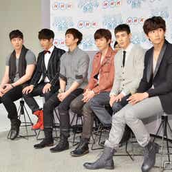 2PM(左から:チャンソン、ジュンス、ウヨン、ジュノ、ニックン、テギョン)