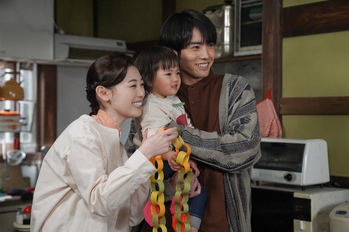 福原遥、赤楚衛二/「舞いあがれ!」第115話(C)NHK