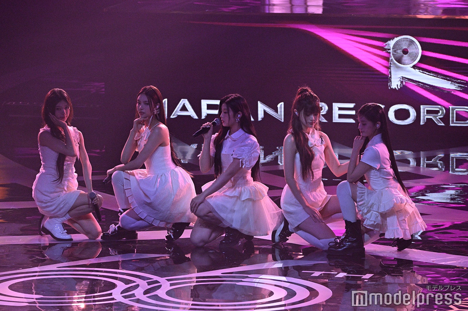 （C）モデルプレス