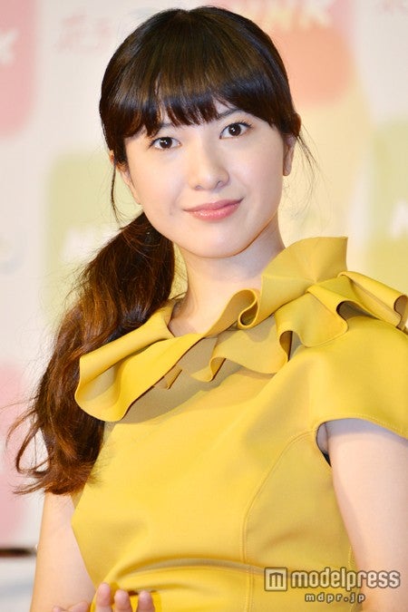 平成26年度前期NHK連続テレビ小説「花子とアン」出演者発表記者会見に主席した吉高由里子