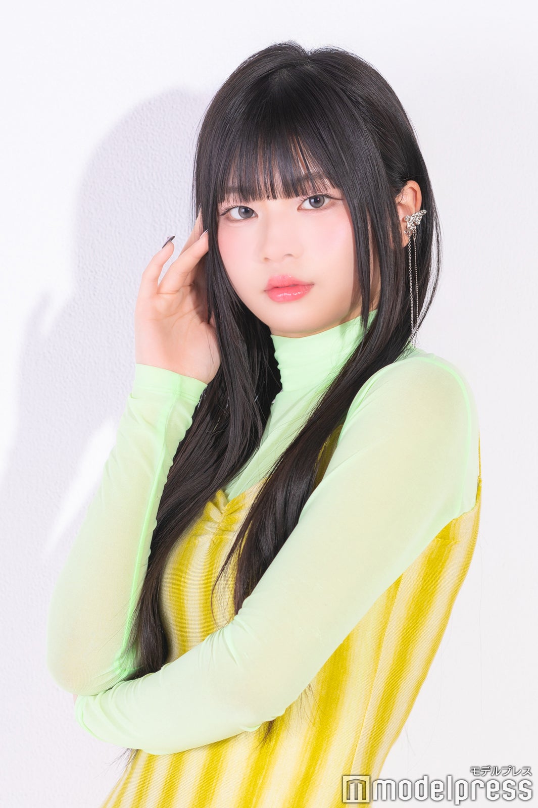 o*e様 村上璃杏 ハイファイブ サインパネル ME:I ミーアイ村上璃杏 雑誌切り抜き（ME:I（ミーアイ）『CUT』4