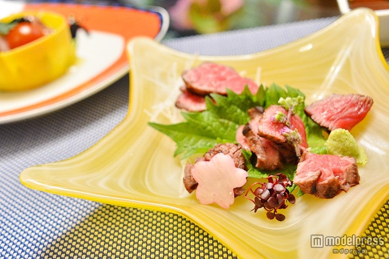 「能登牛会席」、能登牛たたき風／画像提供：割烹たけし