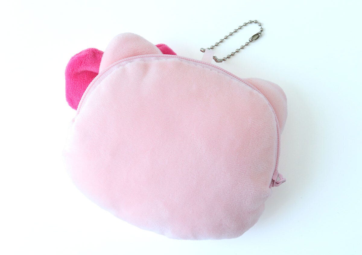 ふわふわ素材 ハローキティぬいぐるみポーチふわふわ素材