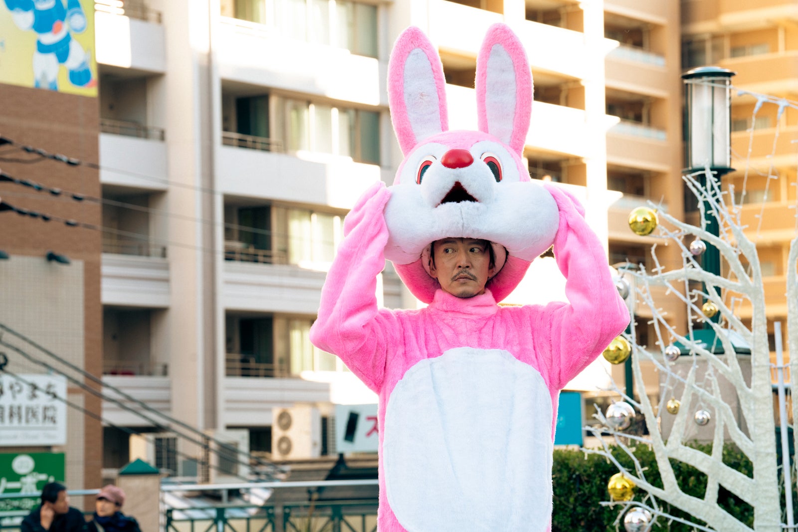 皆川猿時「ハコビヤ」第5話より（C）「ハコビヤ」製作委員会