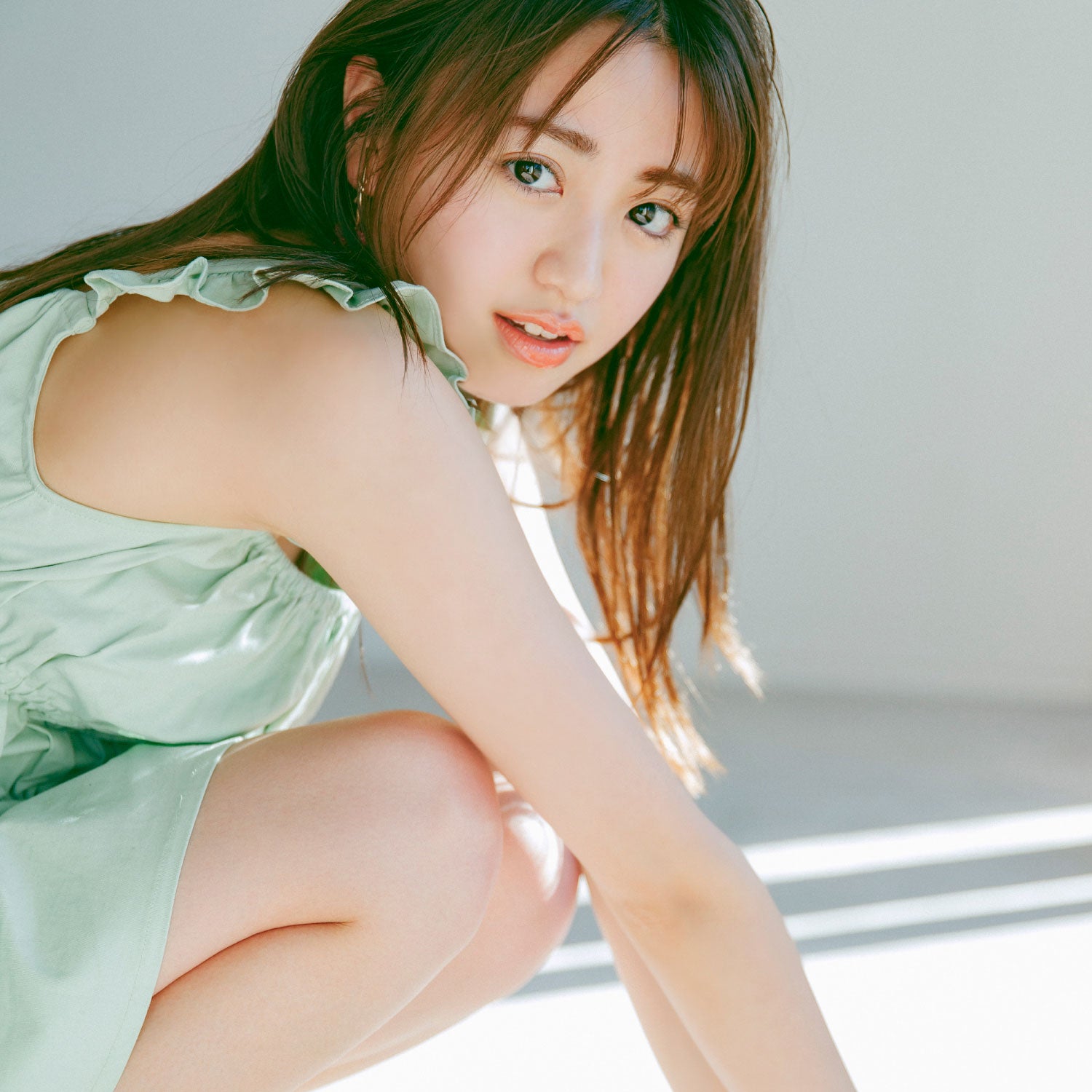 「香音オフィシャルカレンダー2021.4-2022.3」STARDUST SHOPPERS購入特典（C）SDP