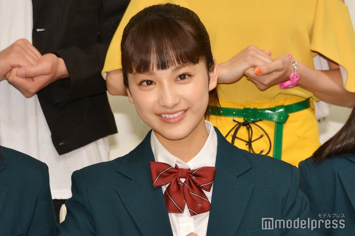 平祐奈の 男装 に イケメンすぎる 付き合いたい と絶賛の声続々 モデルプレス